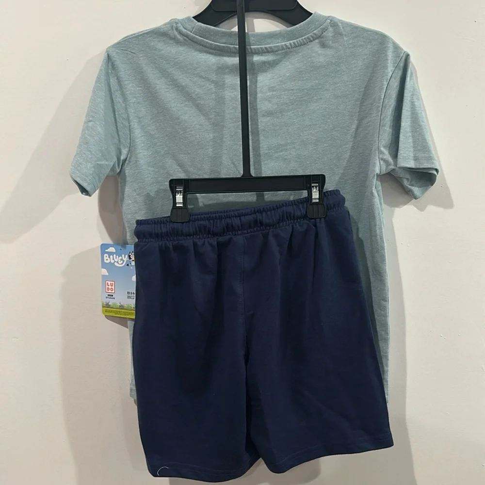 Bluey Boys' Short Sleeve Graphic Tee and Shorts Set, 2-Piece, Size 7
